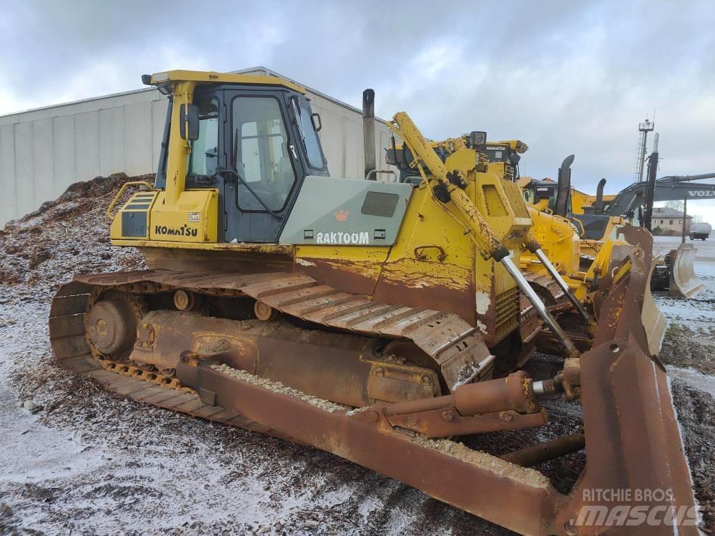 Komatsu D 65 PX-12 Kāpurķēžu buldozeri