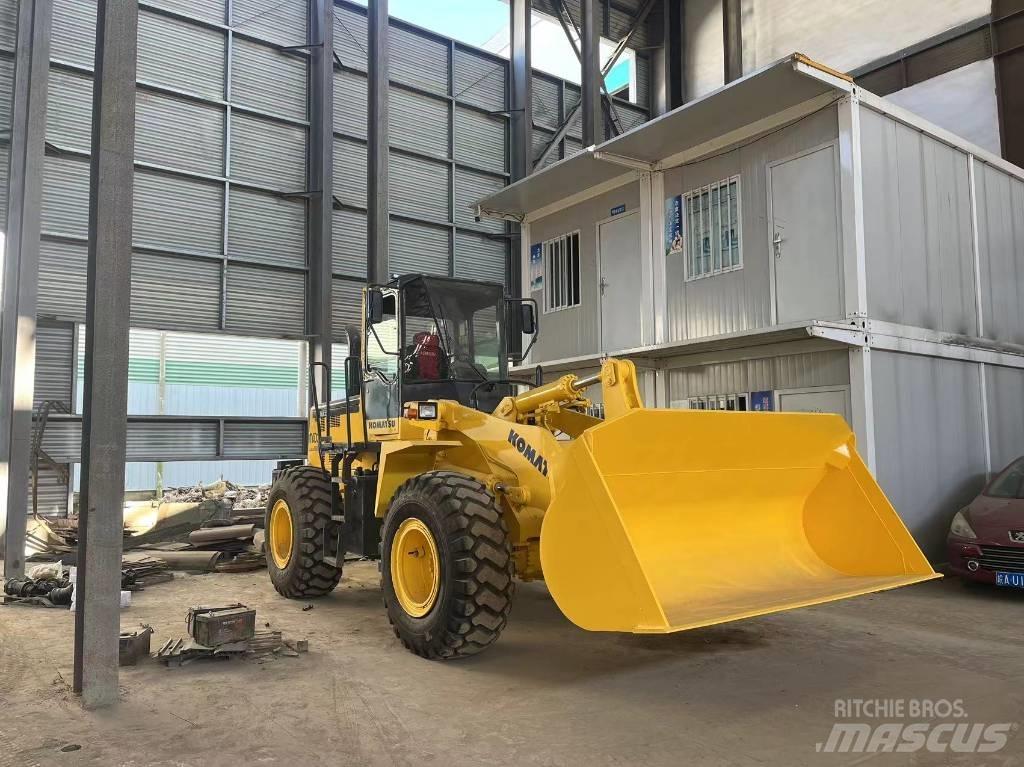 Komatsu WA 320-3 Iekrāvēji uz riteņiem