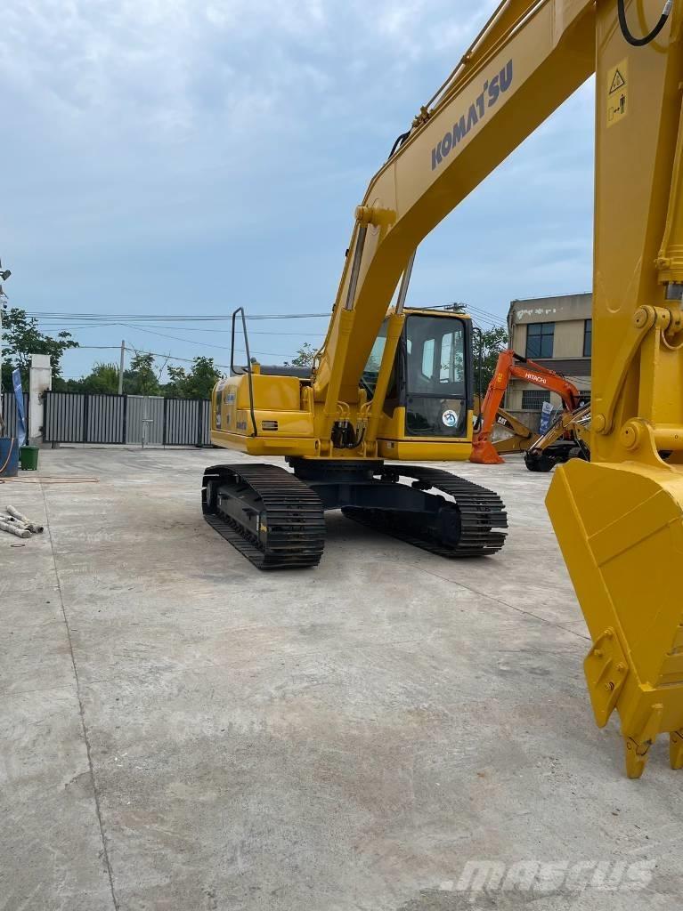 Komatsu pc220-7 Kāpurķēžu ekskavatori