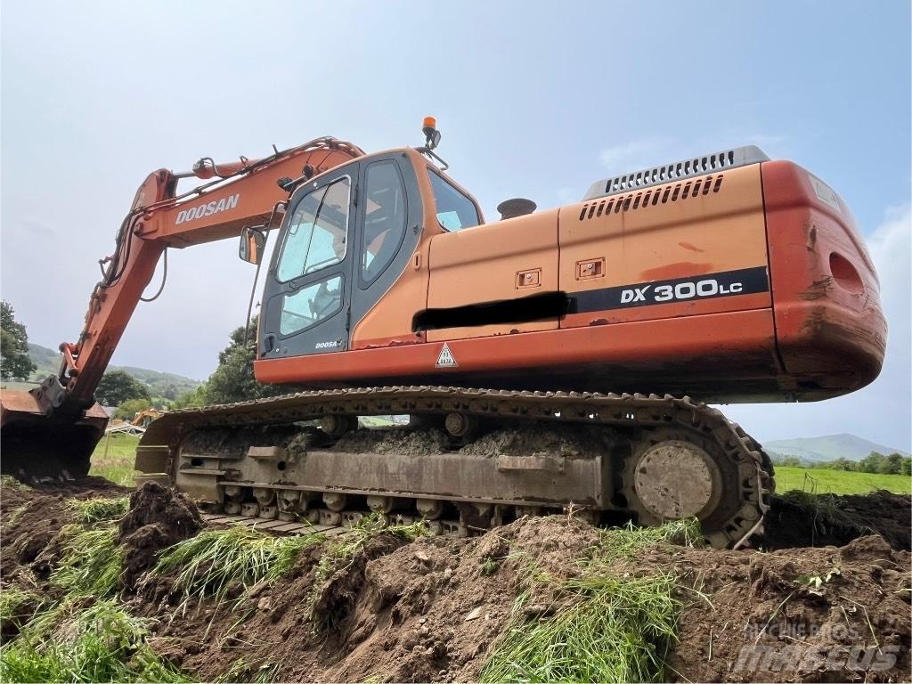 Doosan Dx300 Kāpurķēžu ekskavatori