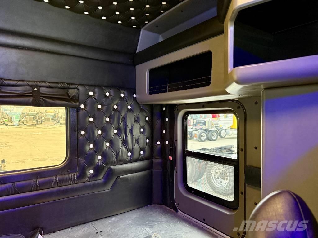 Kenworth W900 Vilcēji