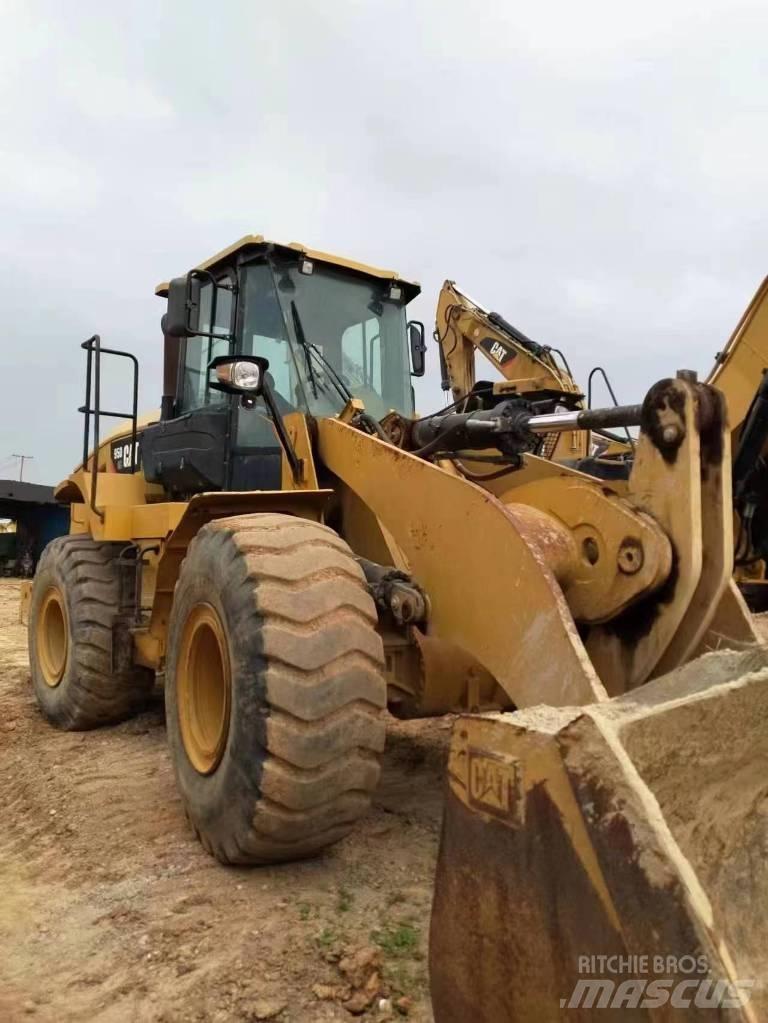 CAT 950H Iekrāvēji uz riteņiem