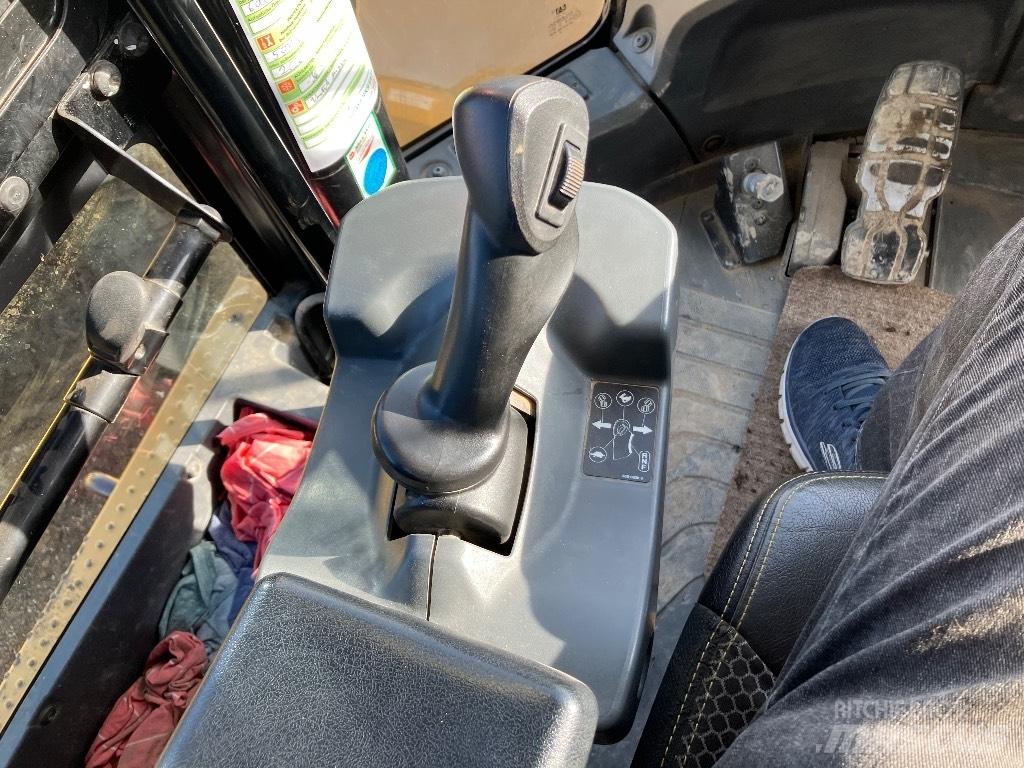 CAT 972 M XE Iekrāvēji uz riteņiem