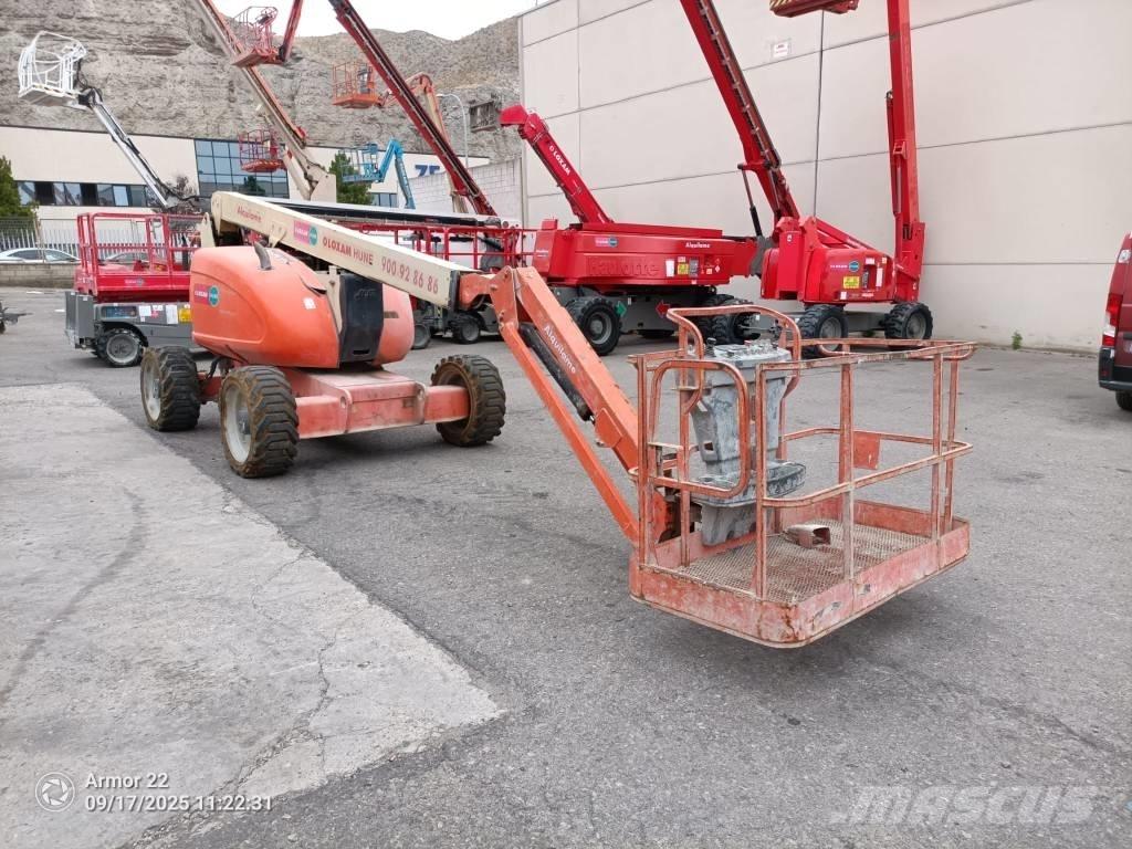 JLG 600 AJ Strēles pacēlāji