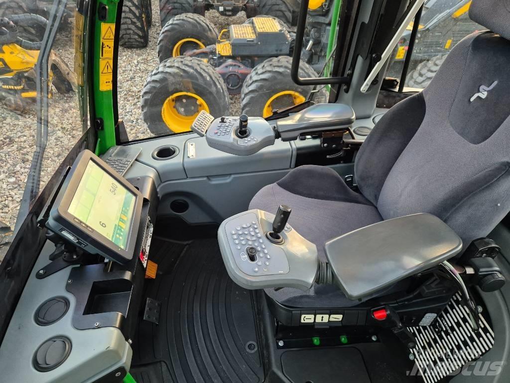 John Deere 1170 G Harvesteri
