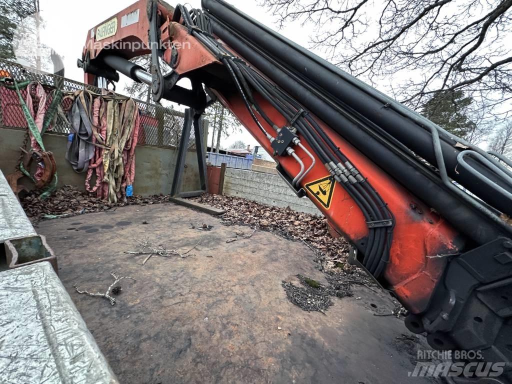 Volvo FL7 Smagās mašīnas ar celtni