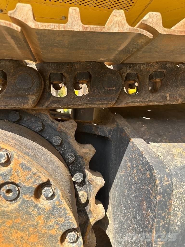 Komatsu PC 400-8 Kāpurķēžu ekskavatori