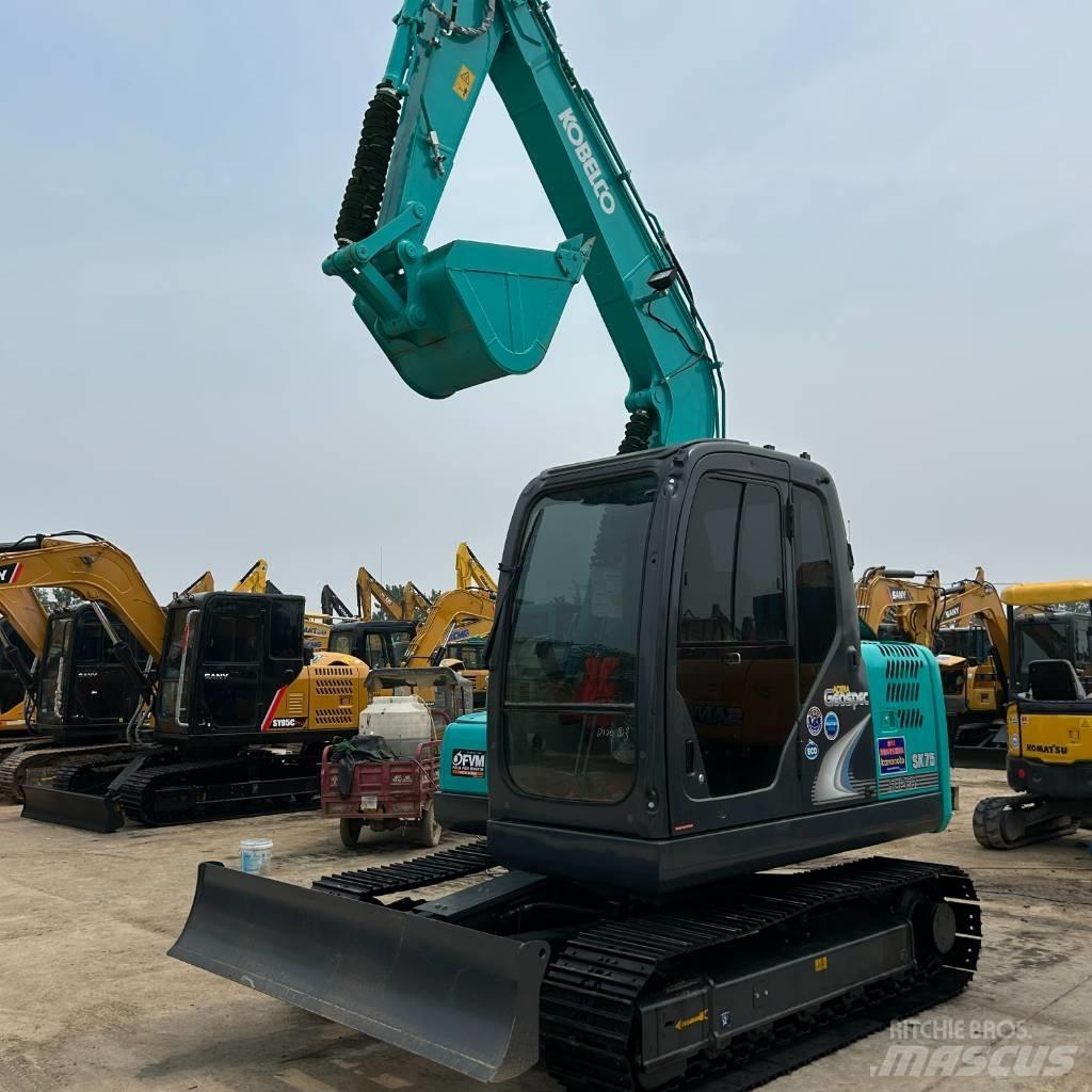 Kobelco 75 Kāpurķēžu ekskavatori