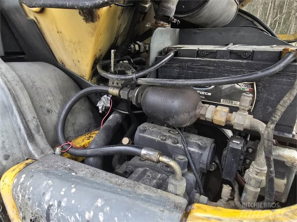 Kramer Allrad 680 Iekrāvēji uz riteņiem