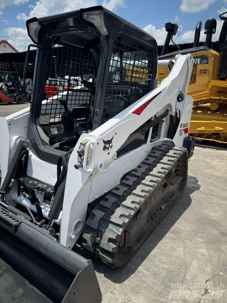 Bobcat T595 Lietoti riteņu kompaktiekrāvēji
