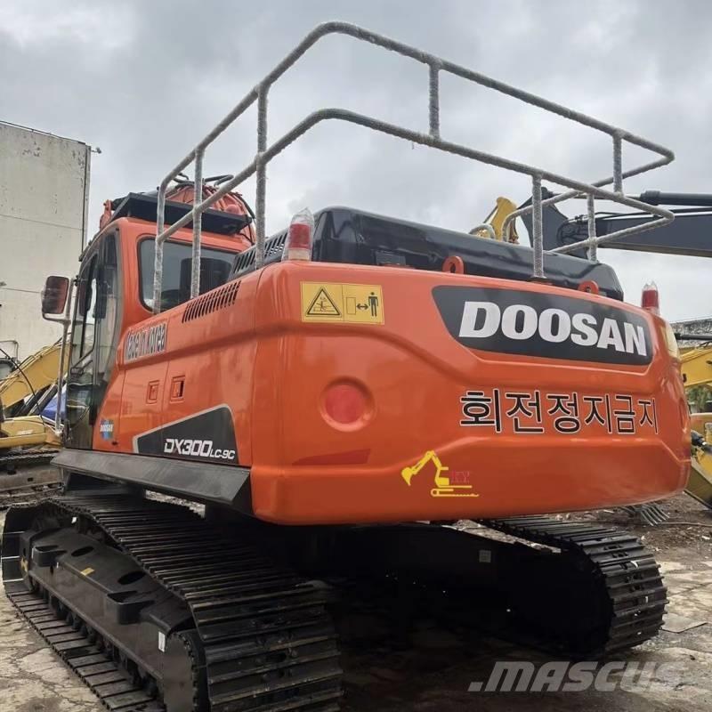 Doosan 300-9c Kāpurķēžu ekskavatori
