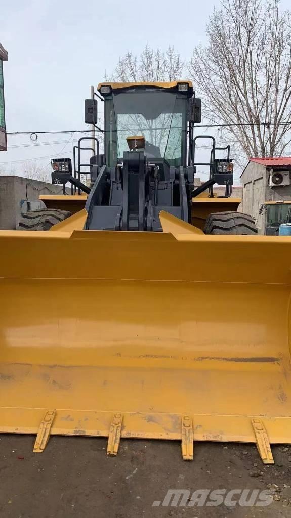 XCMG LW 500 KV Iekrāvēji uz riteņiem