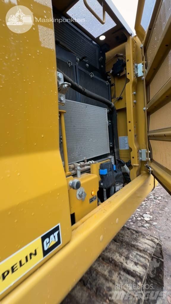 CAT 323 Kāpurķēžu ekskavatori