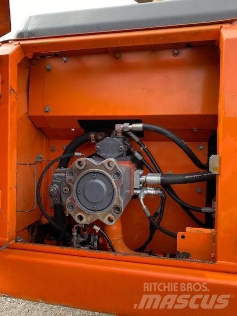 Doosan DX 225 NLC Kāpurķēžu ekskavatori