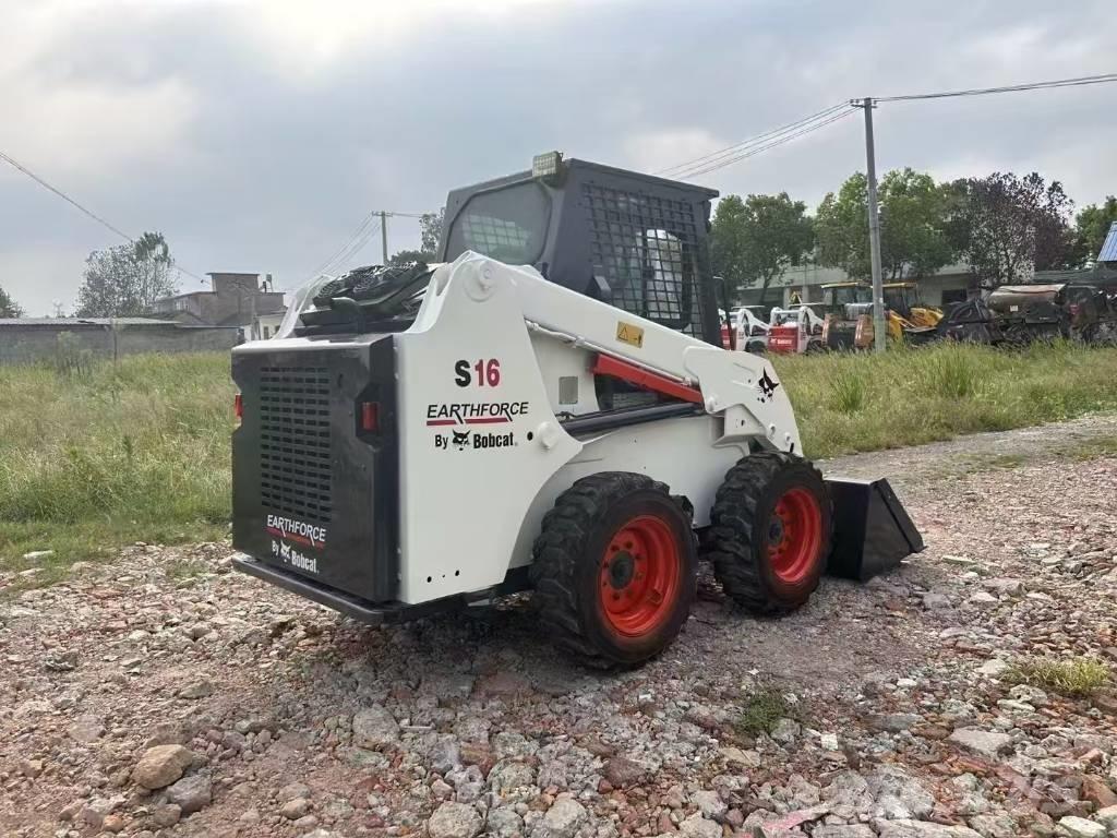 Bobcat S 16 Lietoti riteņu kompaktiekrāvēji