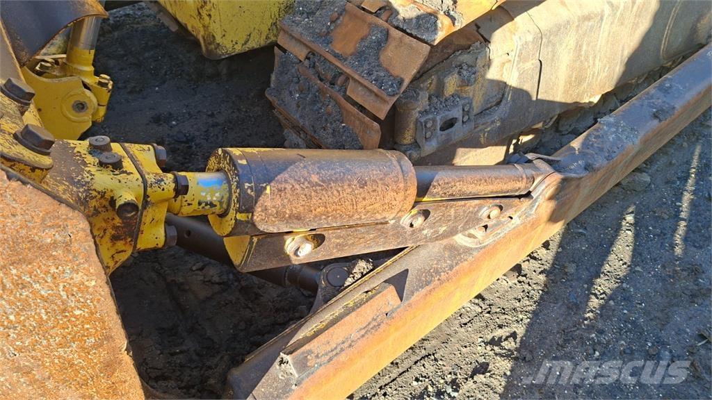 Komatsu D65 EX17 Būvniecība- Citi