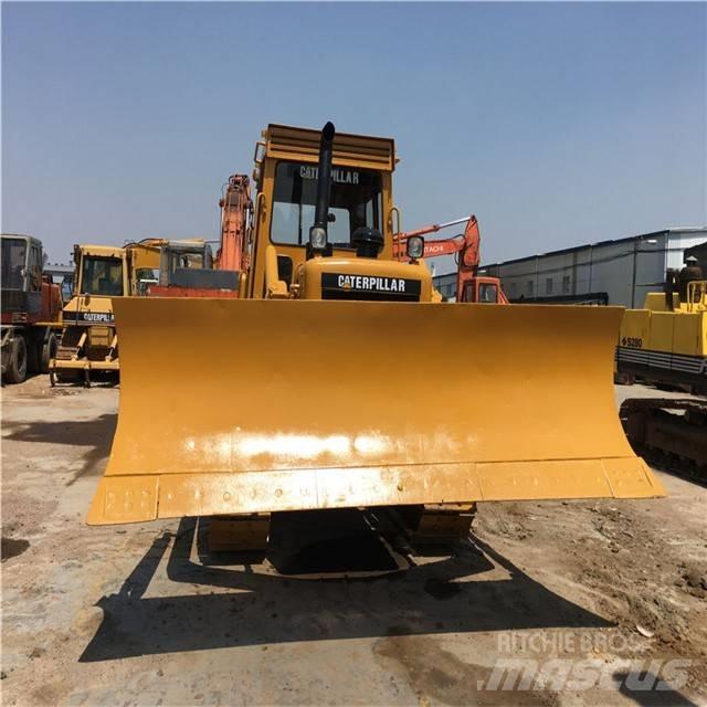 CAT D 6 D Kāpurķēžu buldozeri