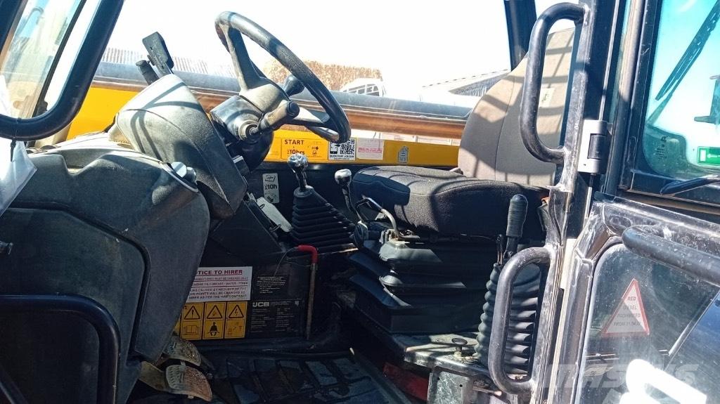 JCB 540-140 Teleskopiskie manipulatori