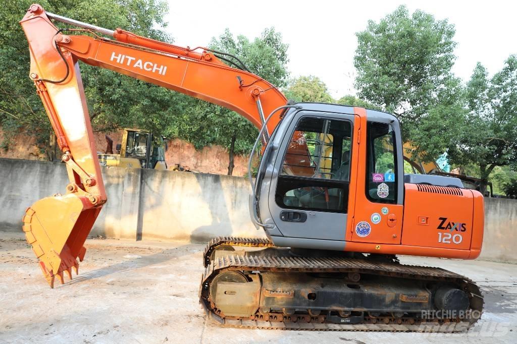 Hitachi ZX 120-6 Kāpurķēžu ekskavatori