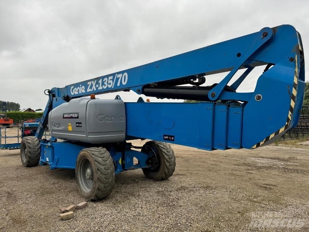 Genie ZX 135/70 Strēles pacēlāji