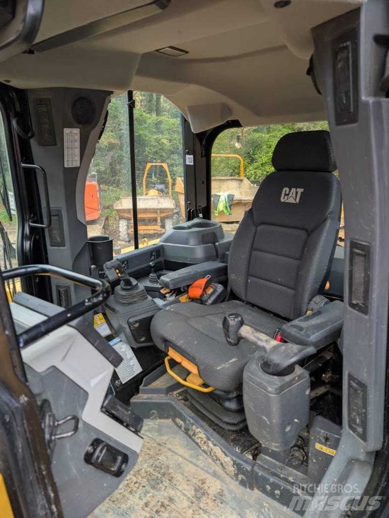 CAT D 6 LGP Kāpurķēžu buldozeri