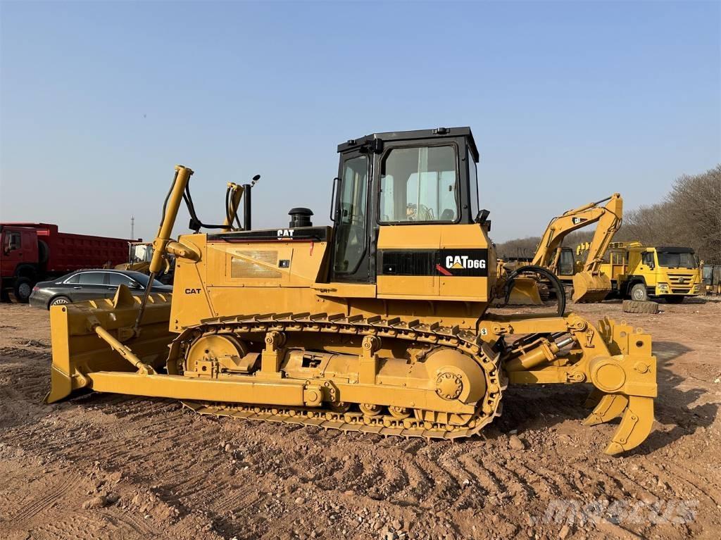 CAT D6G Kāpurķēžu buldozeri