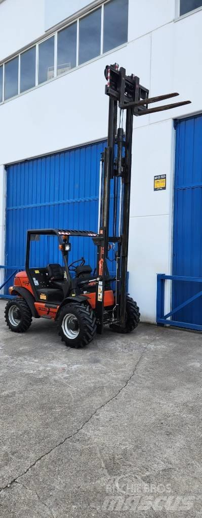 Agrimac TH 160 Tehnika ar dīzeļa dzinēju