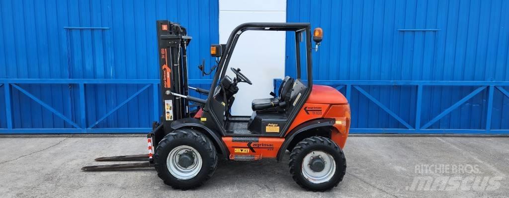 Agrimac TH 160 Tehnika ar dīzeļa dzinēju