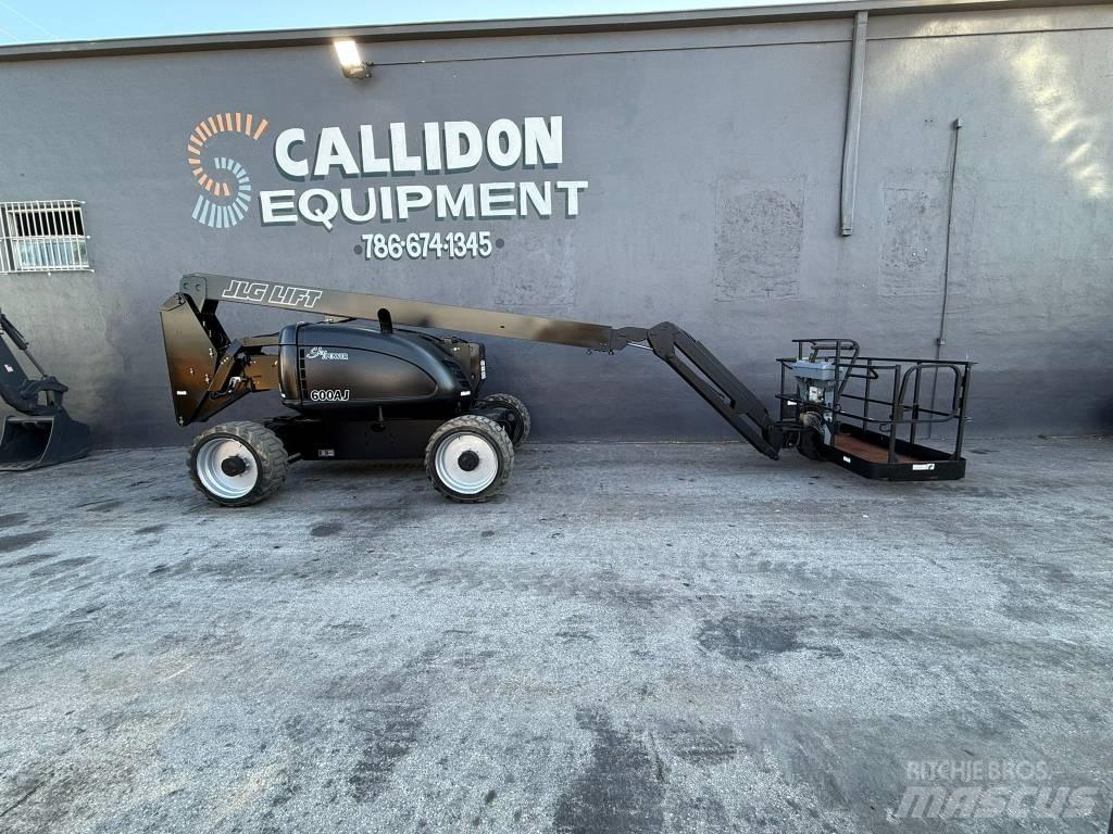JLG 600 AJ Strēles pacēlāji