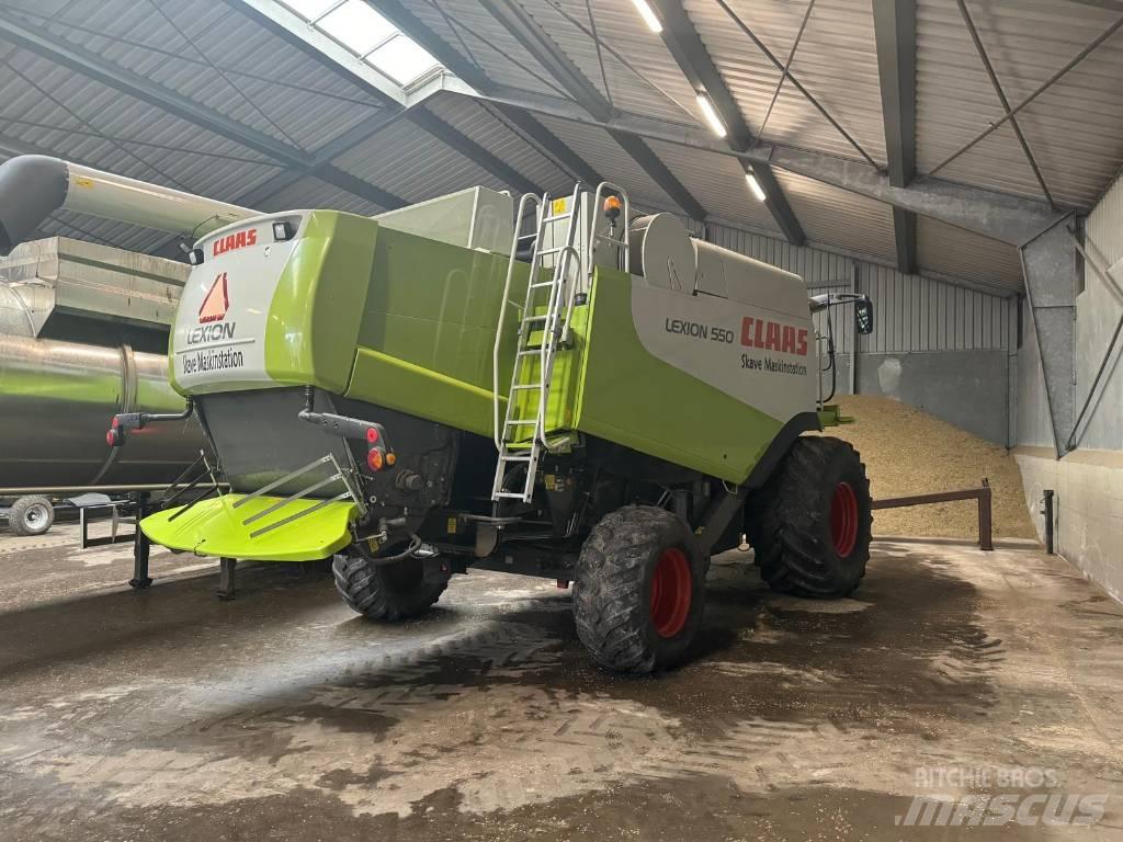 CLAAS lexion 550 Ražas novākšanas kombaini