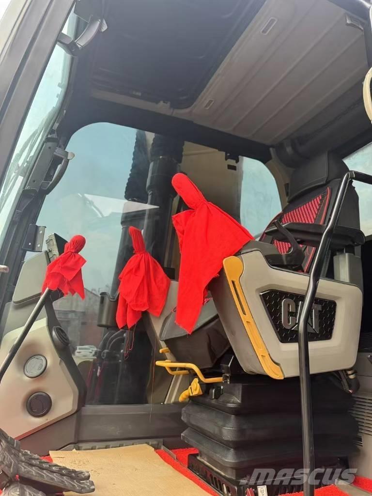 CAT 320 GC Kāpurķēžu ekskavatori