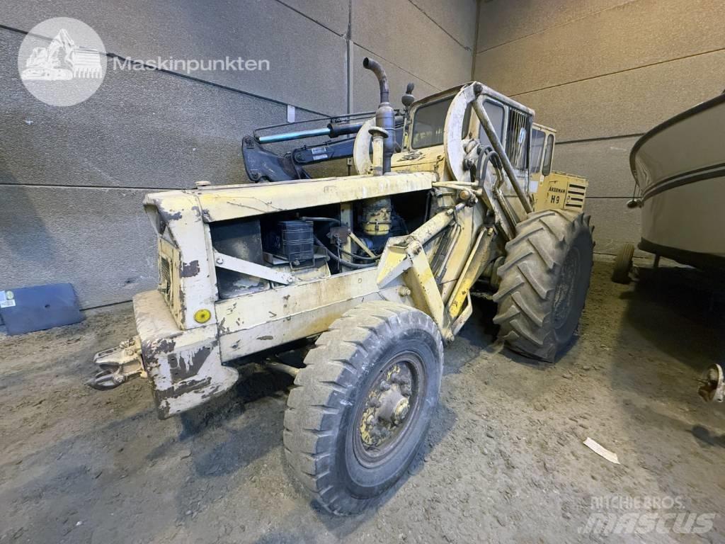 Volvo BM 620 Iekrāvēji uz riteņiem