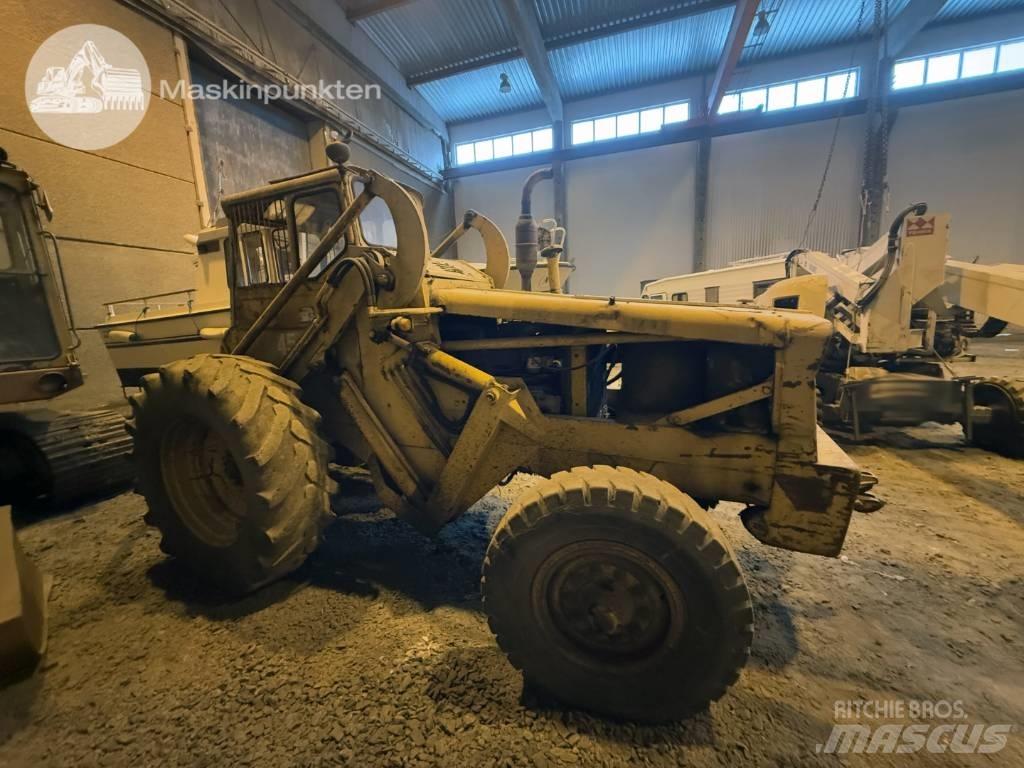 Volvo BM 620 Iekrāvēji uz riteņiem