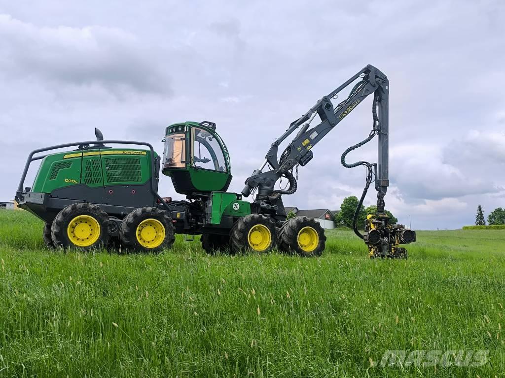 John Deere 1270 G Harvesteri