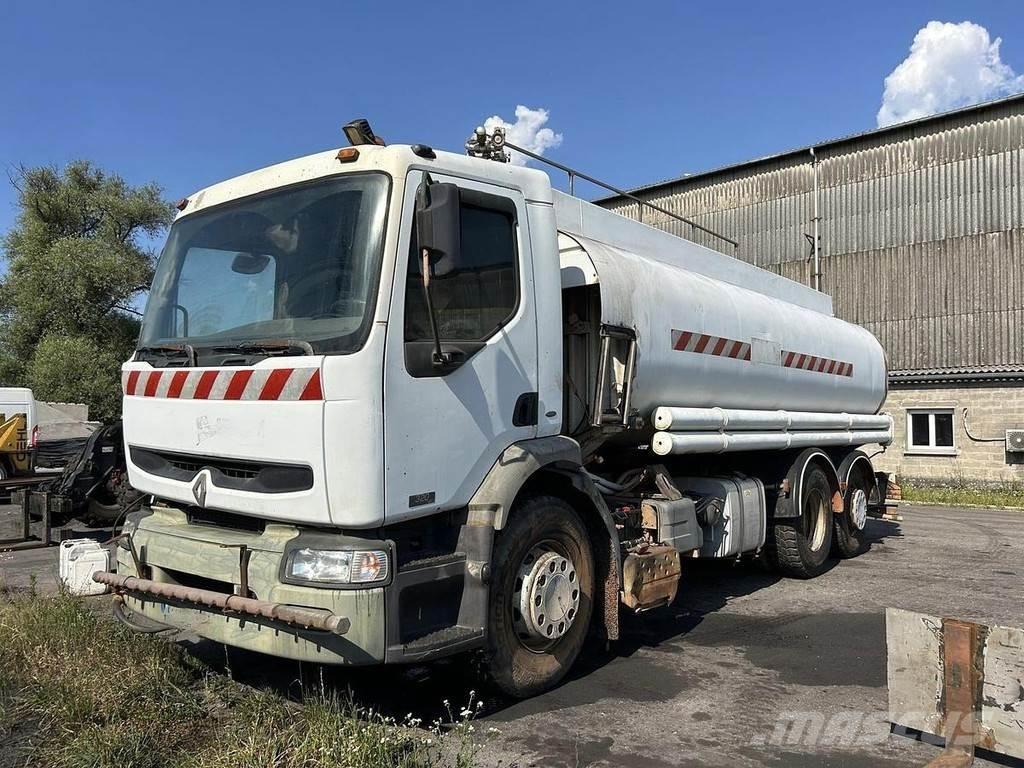 Renault 320 Autocisterna