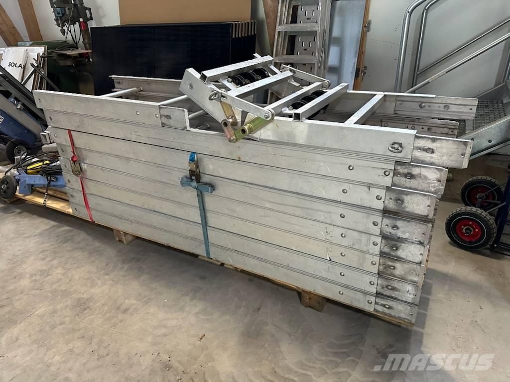 Geda Comfort 250 Pacēlāji, vinčas un materiālu lifti