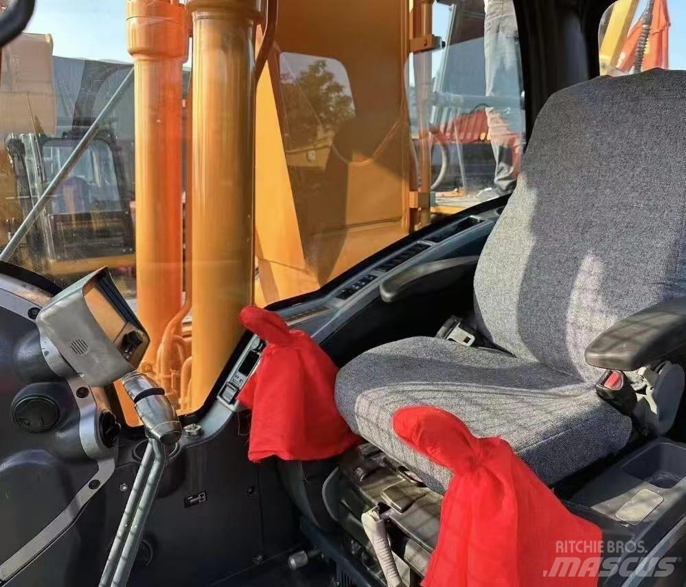 Hyundai 220-9 Kāpurķēžu ekskavatori