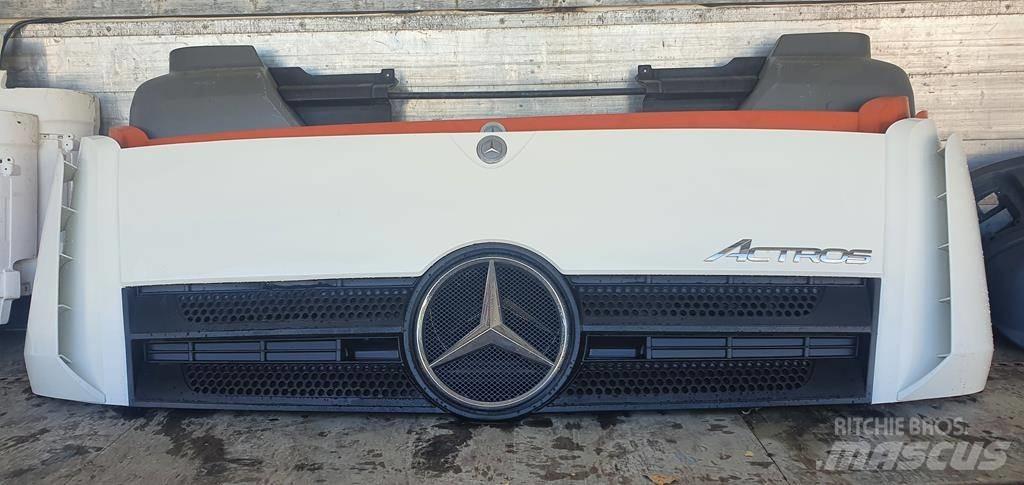 Mercedes-Benz Actros Kabīnes un interjers