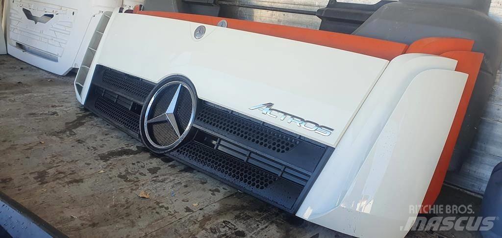 Mercedes-Benz Actros Kabīnes un interjers
