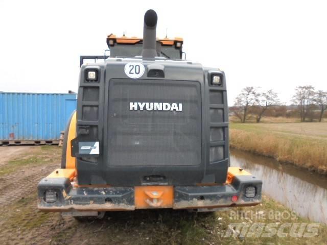 Hyundai HL 940 A Iekrāvēji uz riteņiem