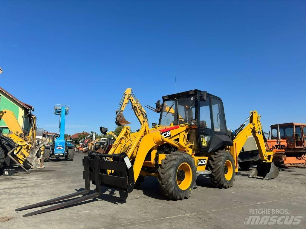 JCB 2 CX Ekskavatori-iekrāvēji