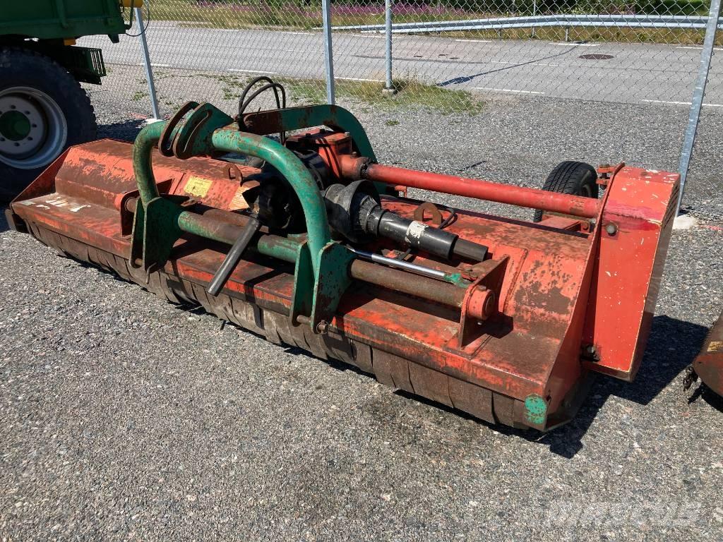 Kverneland FG310 Pļaujmašīnas/pašgājēji