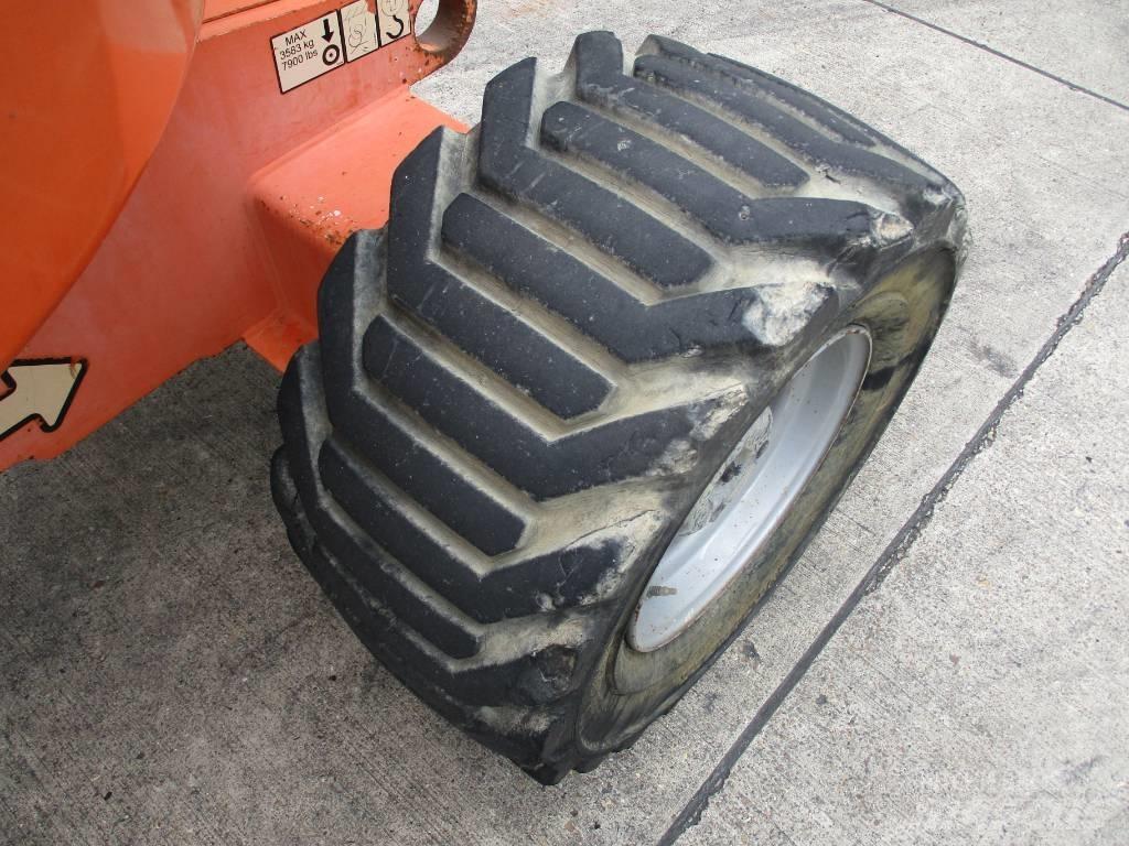 JLG 450 AJ (040) Strēles pacēlāji