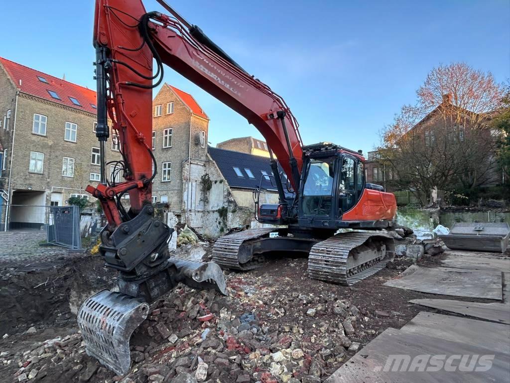 Doosan DX 255 LC-3 Kāpurķēžu ekskavatori