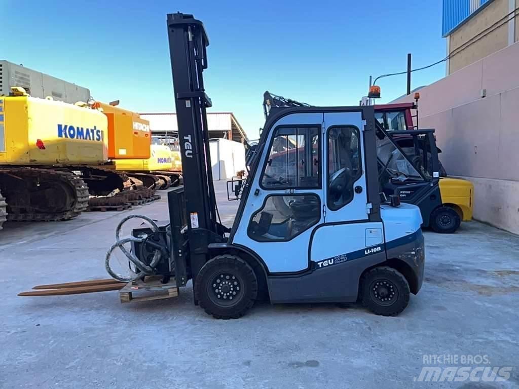 TEU FLB25 Autokrāvēji - citi