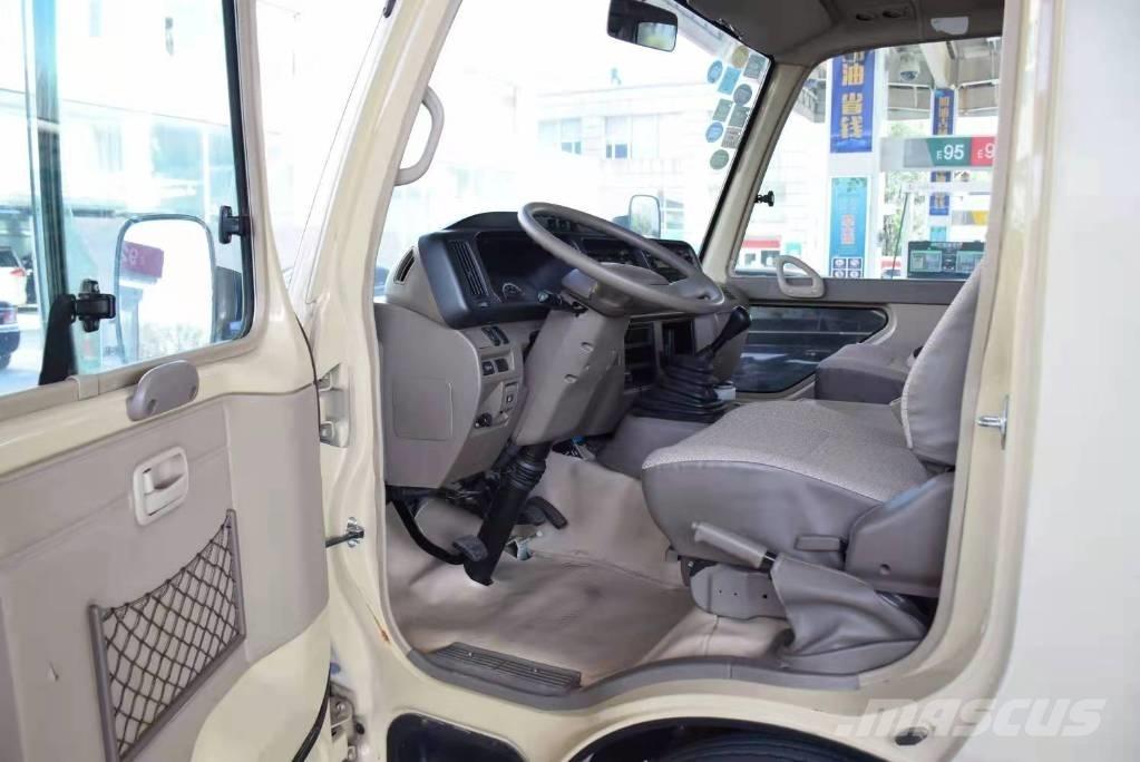 Toyota Coaster Starppilsētu autobusi