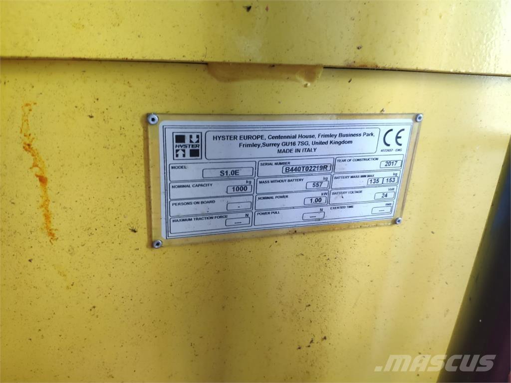 Hyster S1.0E Pašgājēji krautnētāji