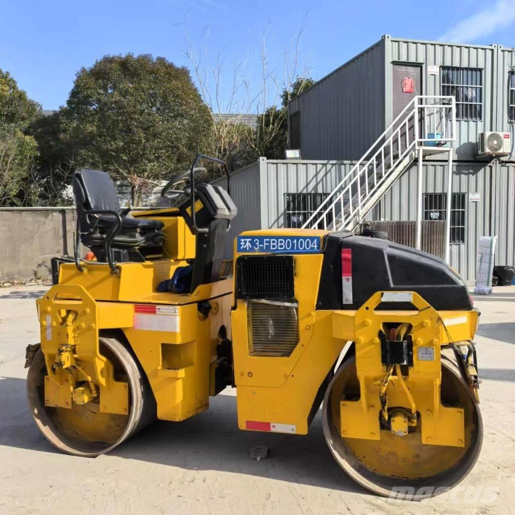 Dynapac CC 142 Divvalču grunts veltņi