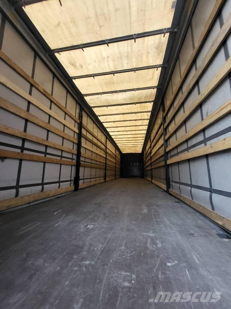 Krone Curtain HP Tents puspiekabes