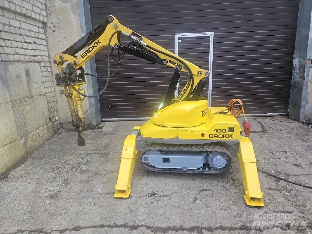 Brokk 100 Demontāžas ekskavators